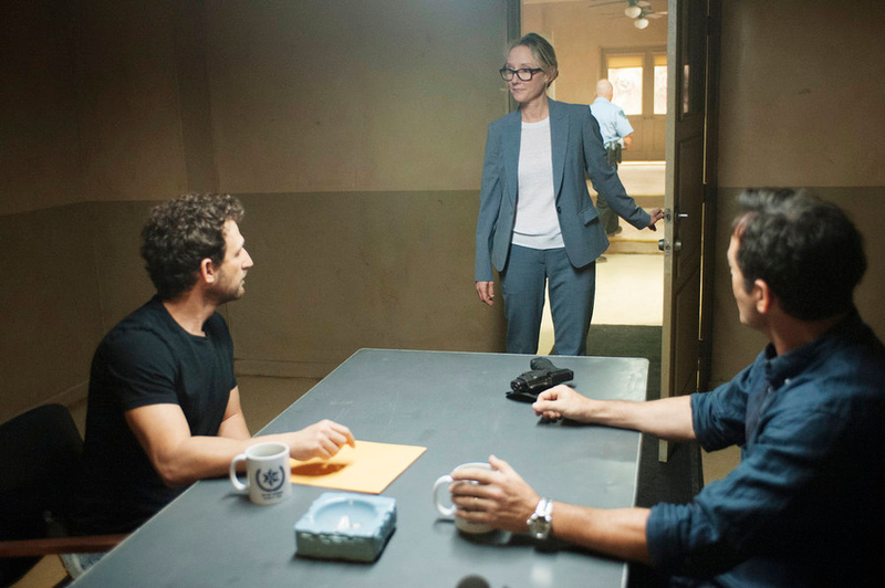 Ori Pfeffer, Anne Heche, Jason Isaacs (Lewis Jacobs/USA Network)
